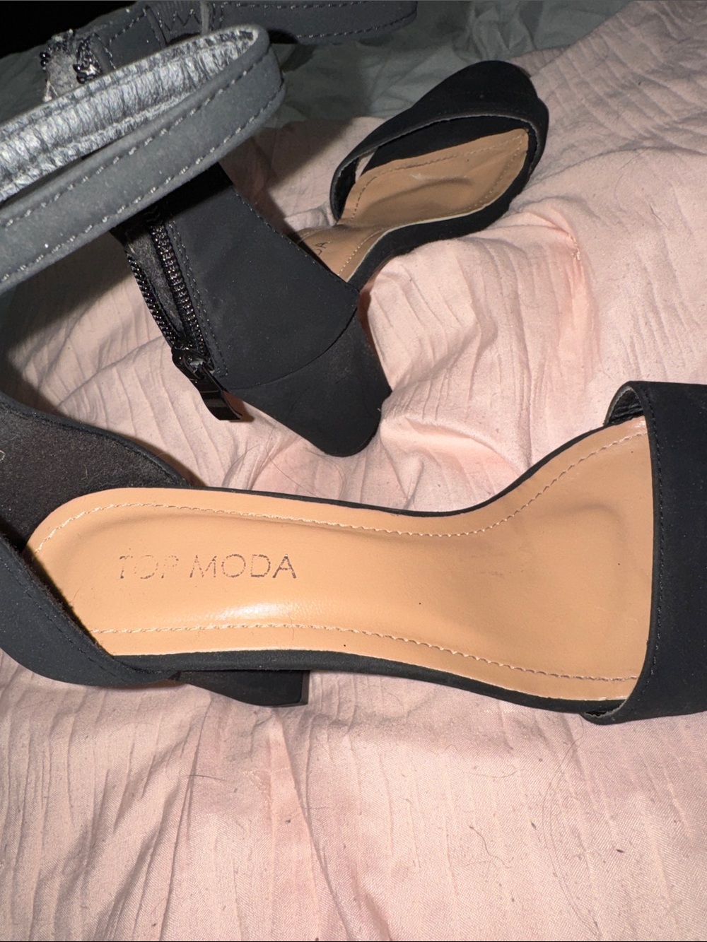 Moda Black Open-Toe Ankle-Strap Heels - Picture 2 of 3